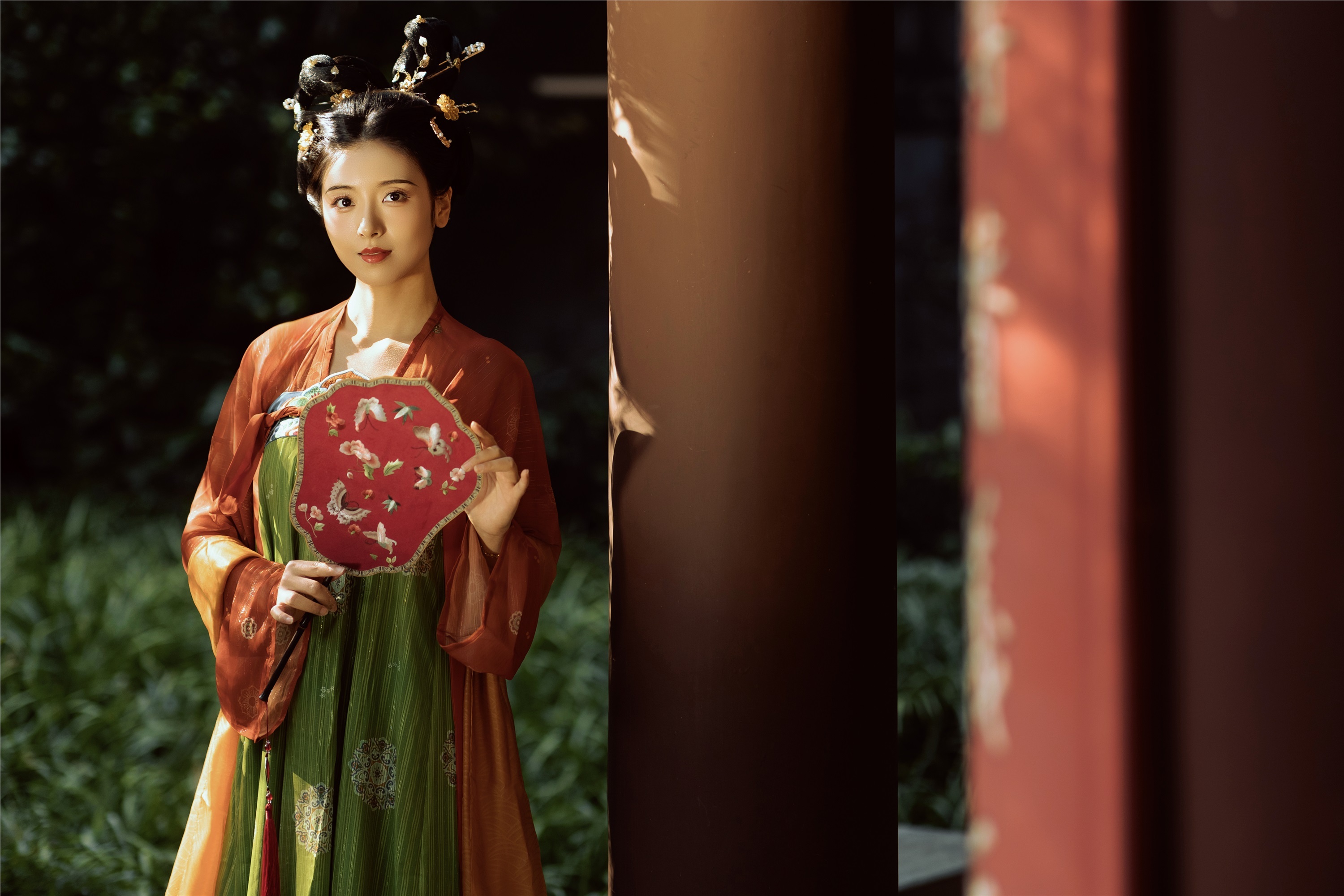 YITUYU艺图语 2025.01.14 悭晚秋 墨律